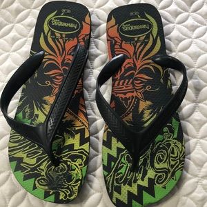 Havaianas men’s size 10-11.